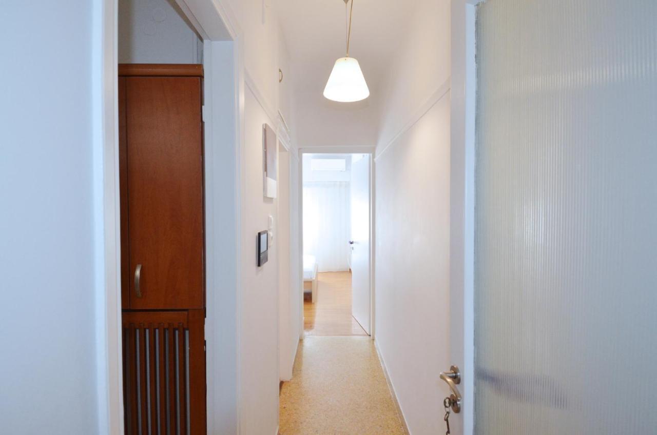 Apartment In The Heart Of Athens Next To Metro Extérieur photo